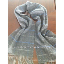 100% cashmere double-faced scarf